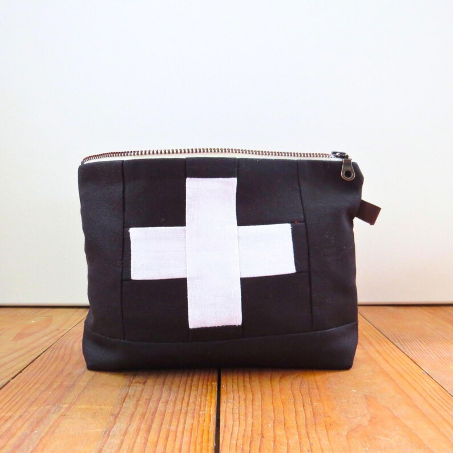 Medium Black First Aid Kit • White Cross