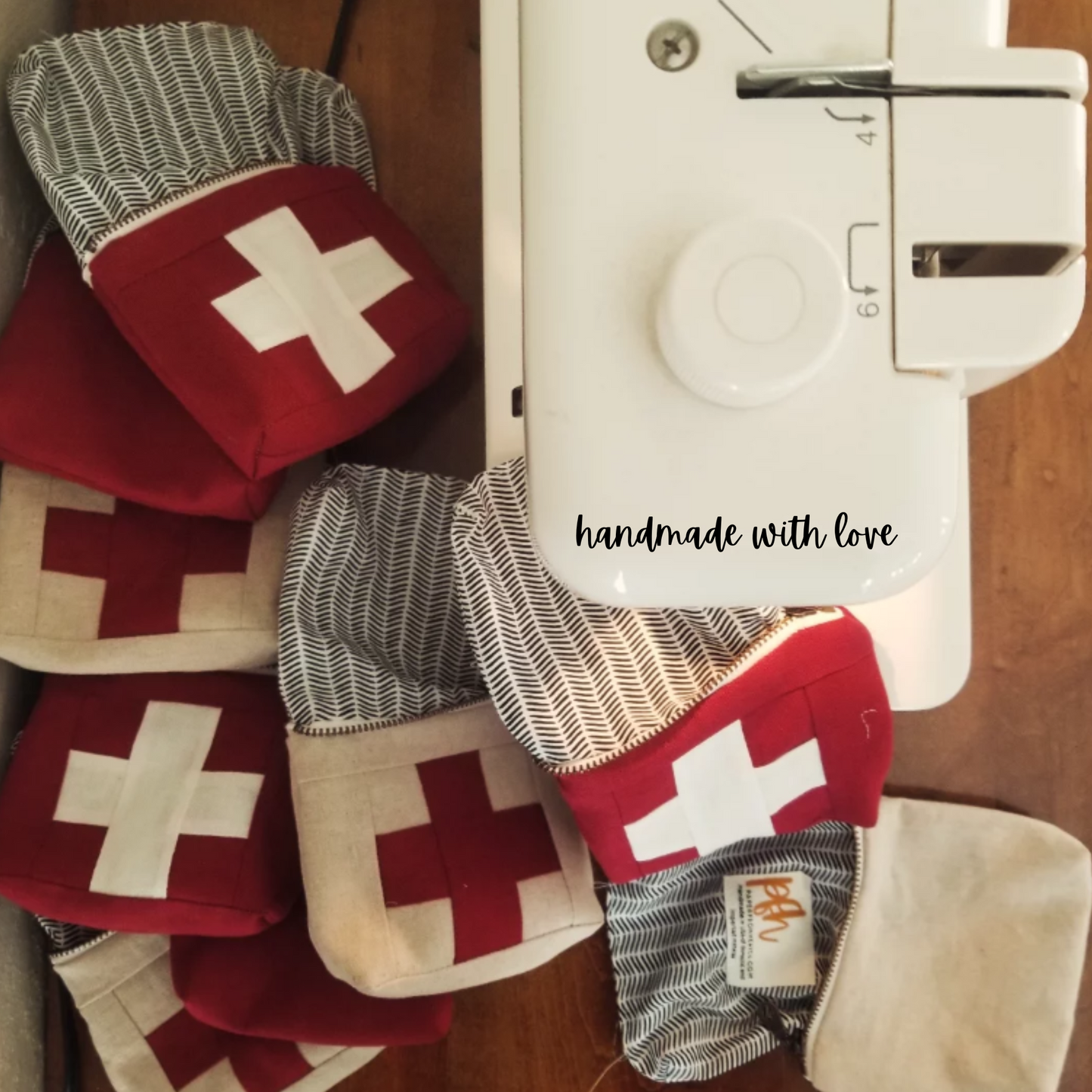 Medium Black First Aid Kit • White Cross