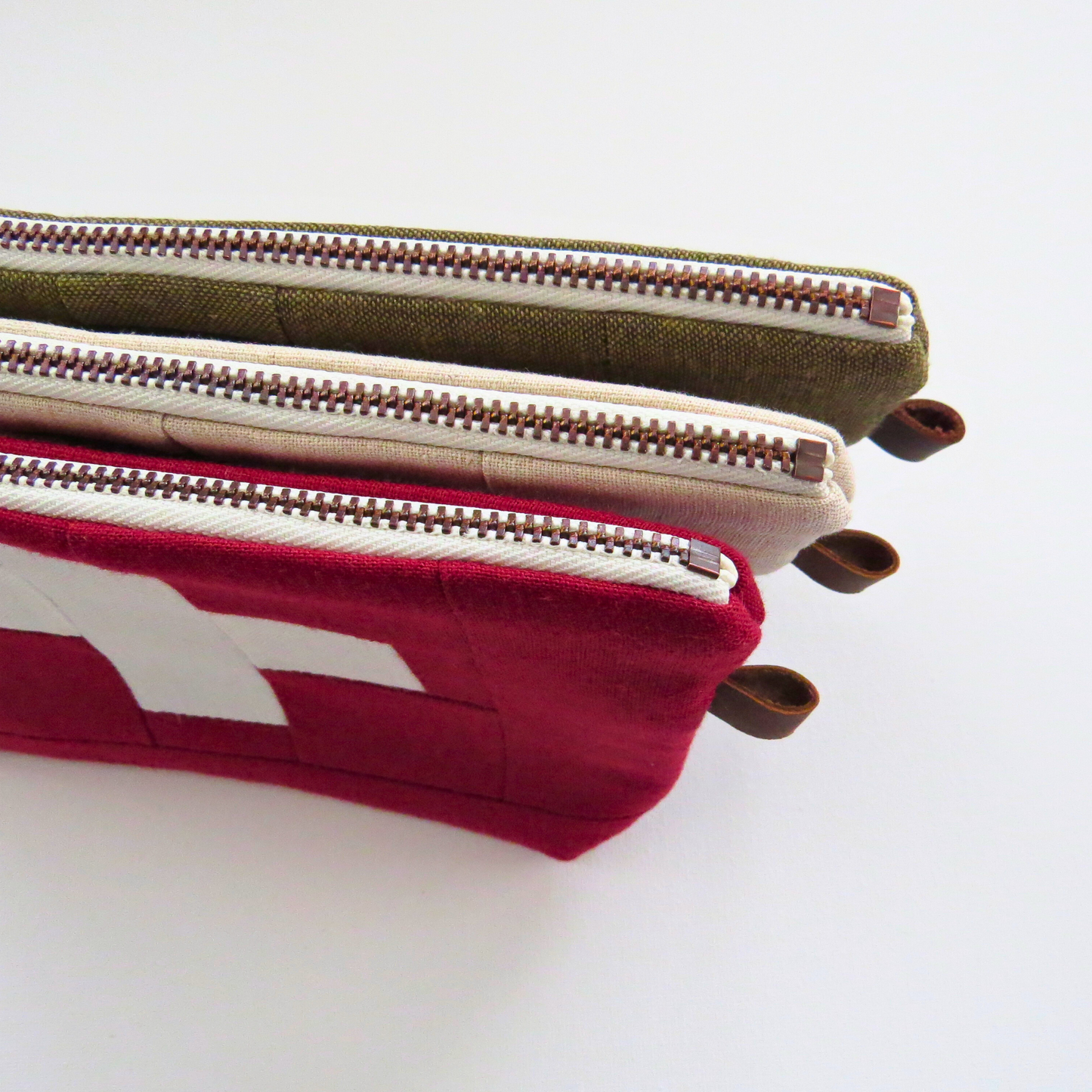 Medium Black First Aid Kit • White Cross