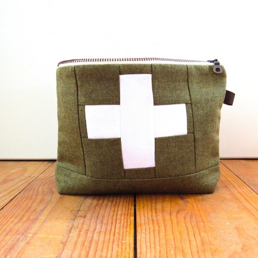 Medium Green First Aid Kit • White Cross