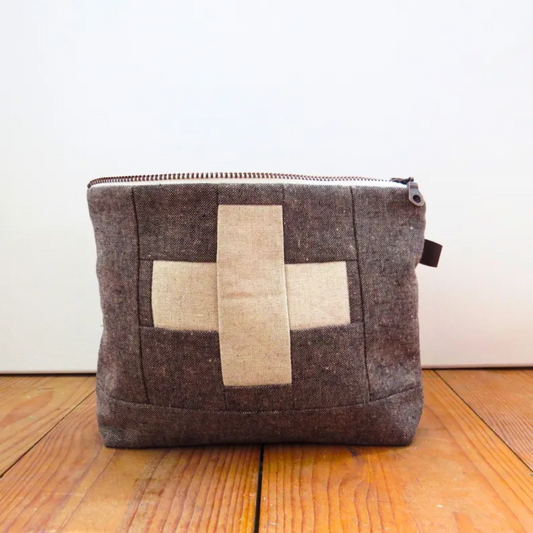 Medium Tobacco First Aid Kit • Cream Cross