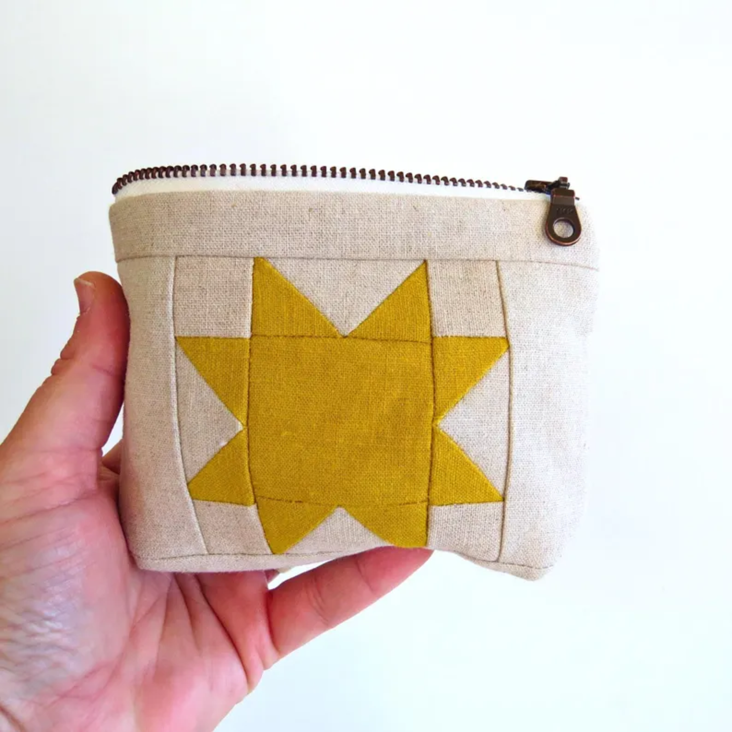 Cream Sawtooth Star Zipper Pouch • Yellow Star