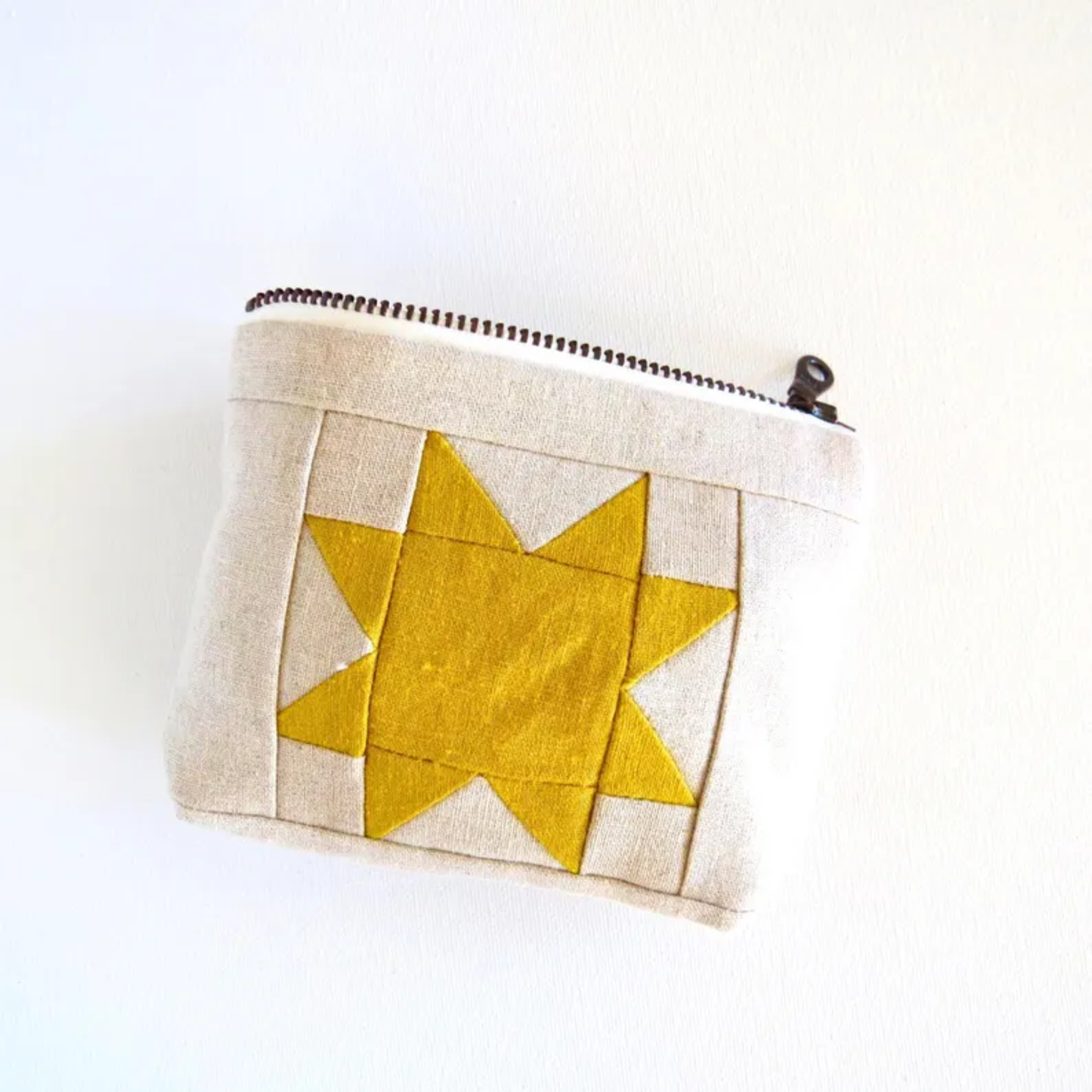 Cream Sawtooth Star Zipper Pouch • Yellow Star