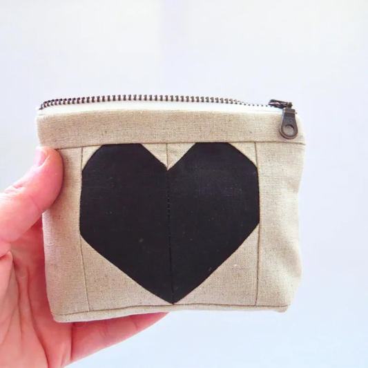 Black Heart Zipper Pouch • Cream