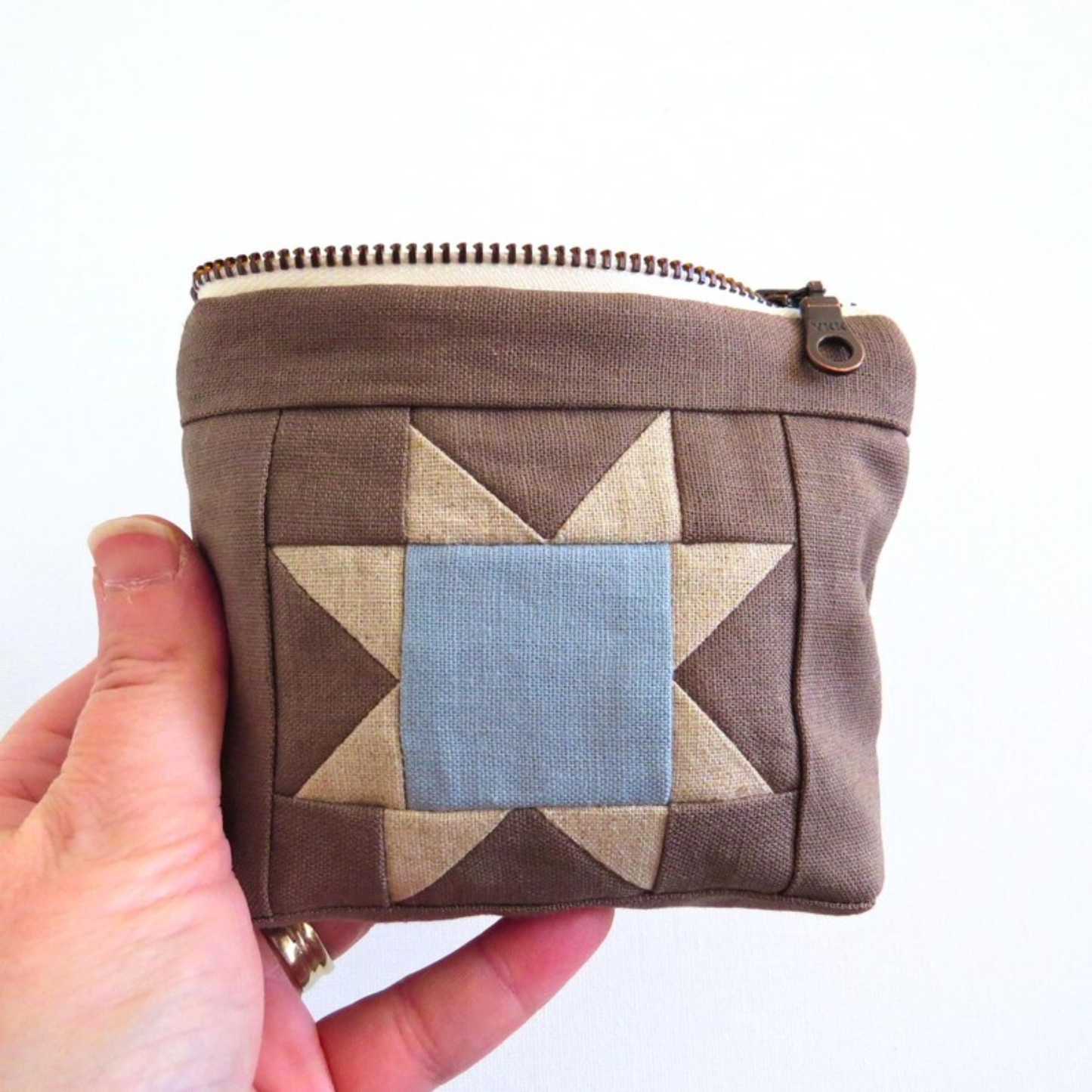Milkcan Sawtooth Star Zipper Pouch • Cream/Storm Star