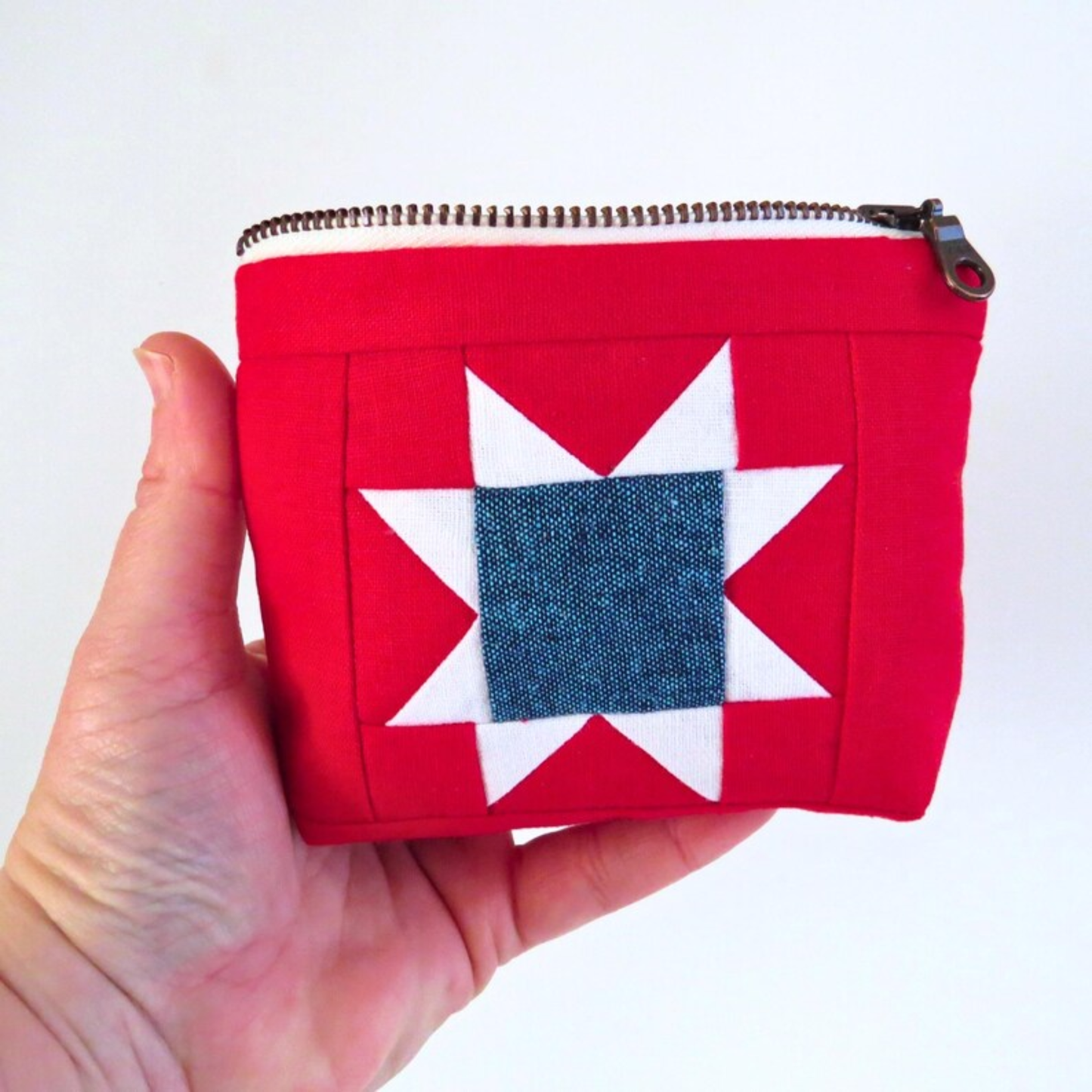 Americana Sawtooth Star Zipper Pouch
