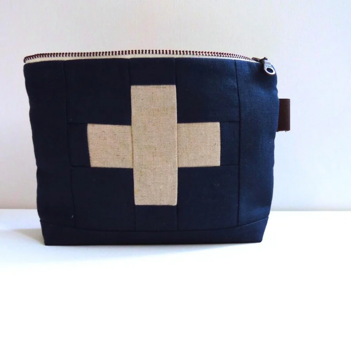 Medium Navy Blue First Aid Kit • Cream Cross