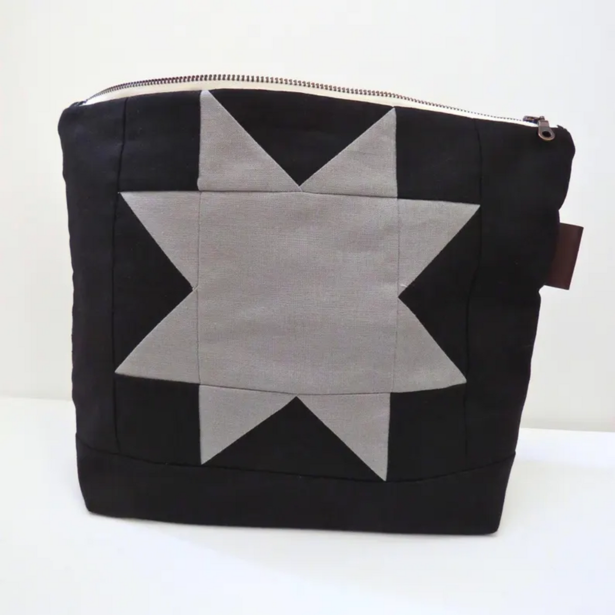 Black Sawtooth Star Zipper Pouch • Gray Star